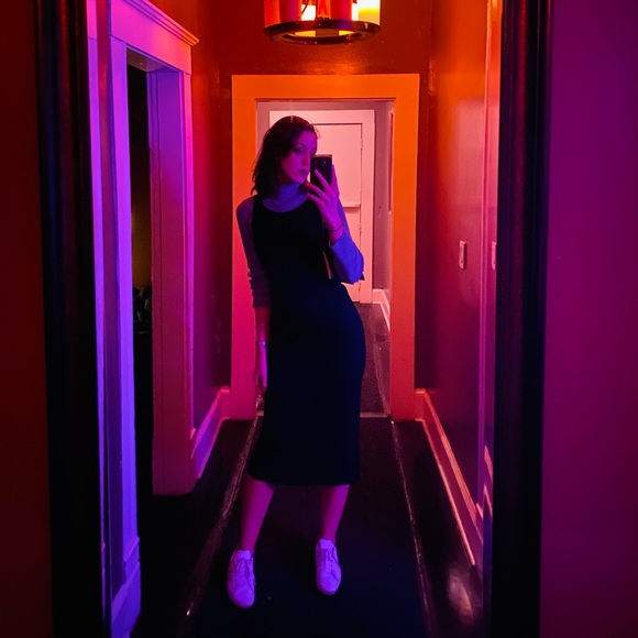 Meet your Posher, Olivia - Picture 5 of 5